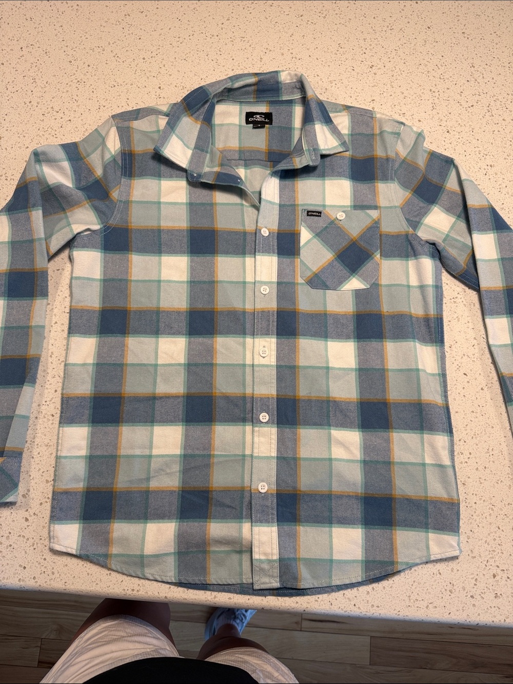 O'Neill Men’s Plaid Button-Down Shirt in Blue, White & Tan